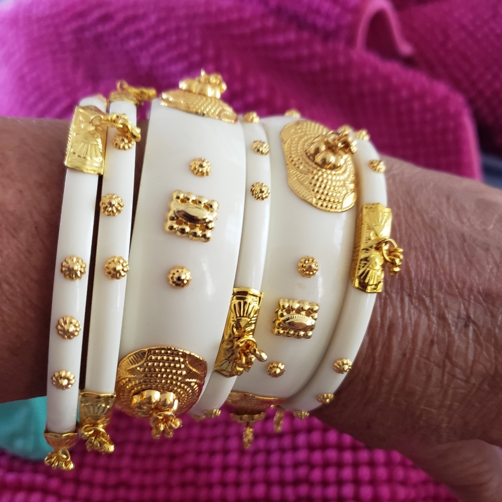 Tejani White Acrylic Gold Studded Bangle Bracelets